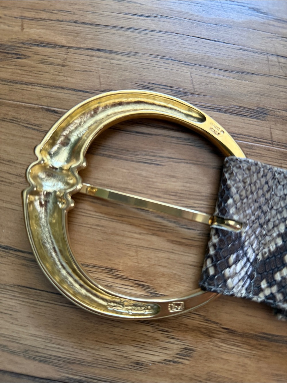 Suzi Roher Ibel Italy buckle snakeskin gold tone embellished stretch belt Size M - Picture 6 of 8